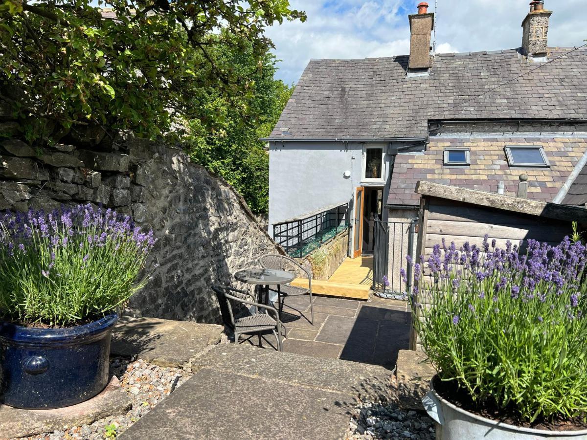 Billy Whiskey's Holiday home